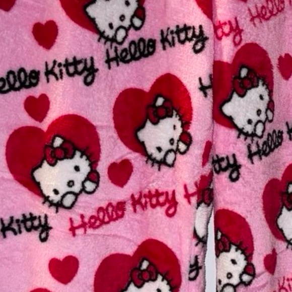Hello Kitty Valentines Day Plush Pajama Pants 2025 Size Medium - Picture 3 of 4